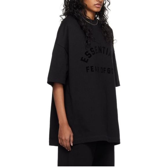 FEAR OF GOD ESSENTIALS Black Crewneck T-Shirt. SIZE XXS - Picture 2 of 4